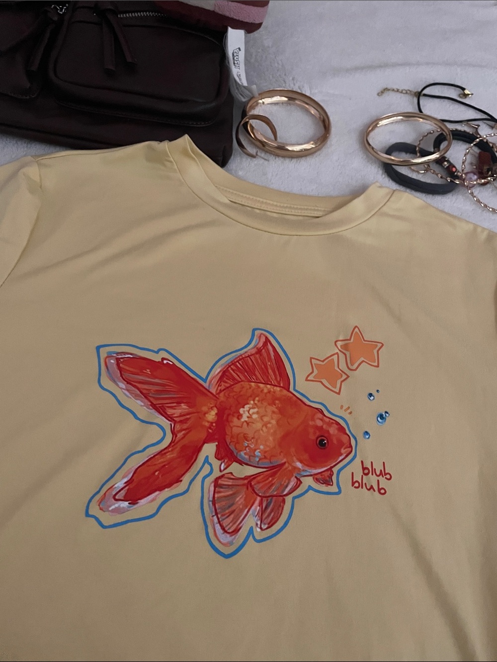 SHEIN Yellow Short-Sleeve Tee with Orange Goldfish Graphic